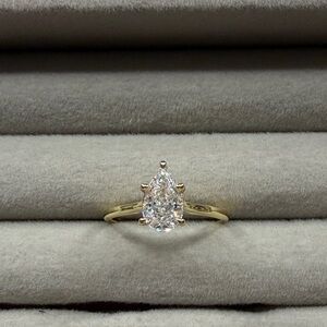 Elegant Pear Shaped Ring
